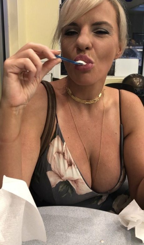 Nacktes geleaktes OnlyFans-Foto von Tori Hendricz