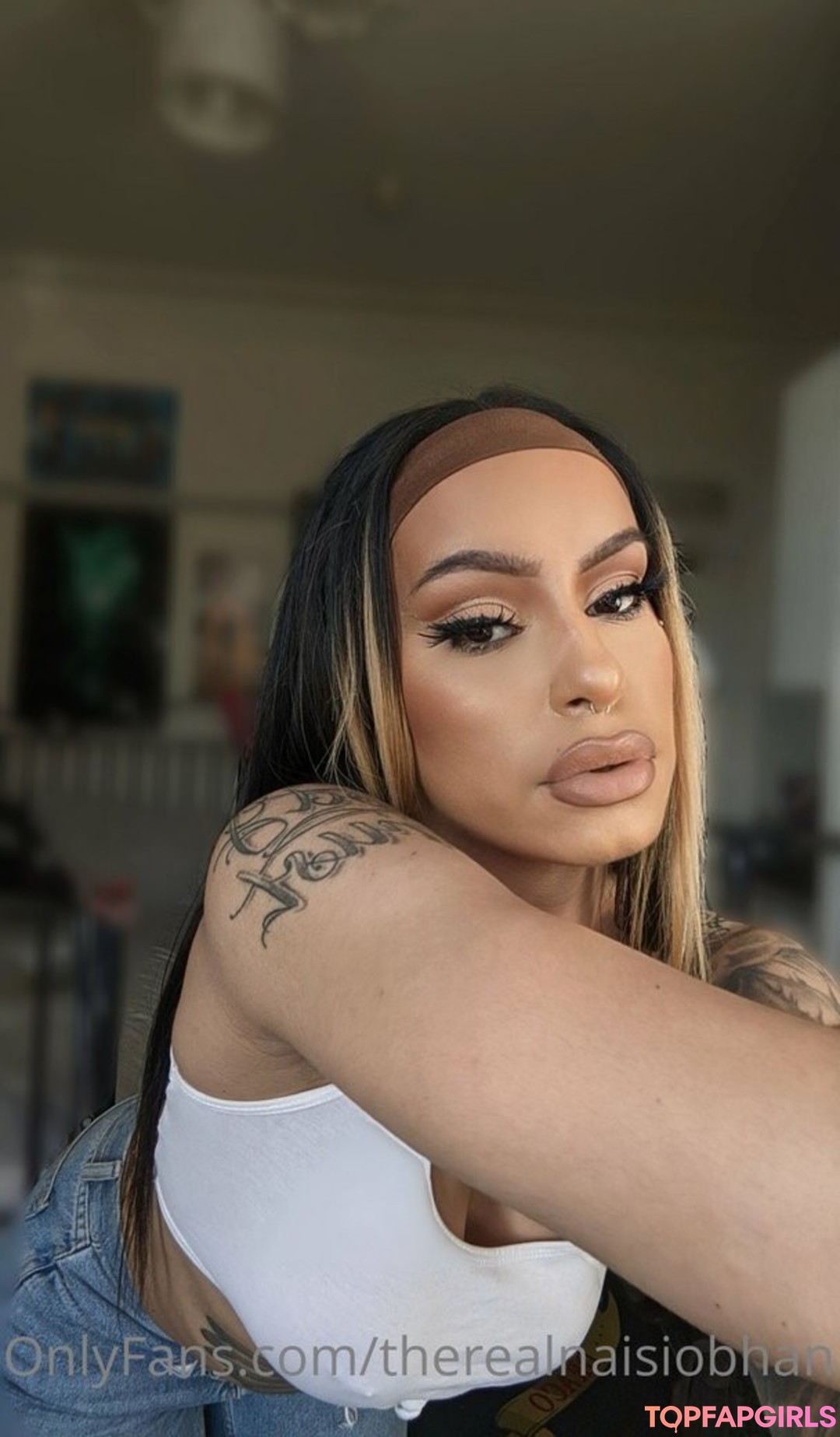Nacktes geleaktes OnlyFans-Foto von Therealnaisiobhan #34 Nacktes geleaktes OnlyFans-Foto von Therealnaisiobhan #34