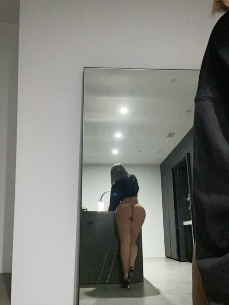 Nacktes geleaktes OnlyFans-Foto von Lauren Pisciotta
