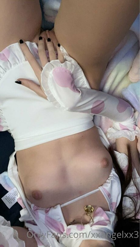 Nacktes geleaktes OnlyFans-Foto von Xxangelxx3