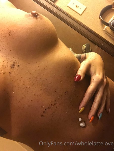 Nacktes geleaktes OnlyFans-Foto von Alicia Bean