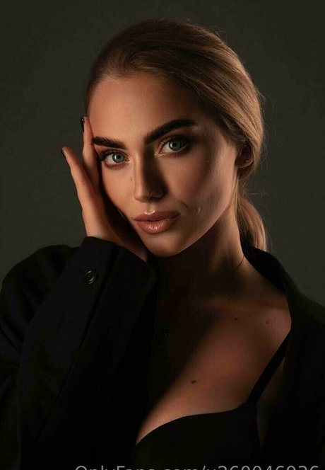 Eva_e