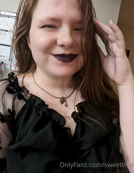 Nacktes geleaktes OnlyFans-Foto von Sweetlillie