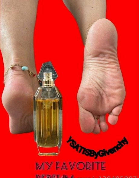 Nacktes geleaktes OnlyFans-Foto von Footmistressmissb