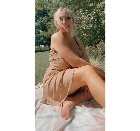 Nacktes geleaktes OnlyFans-Foto von Shona Colson