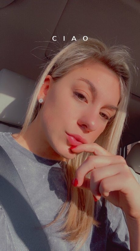 Nacktes geleaktes OnlyFans-Foto von Lauren Janneck