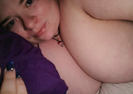 Nacktes geleaktes OnlyFans-Foto von Curv3s4days