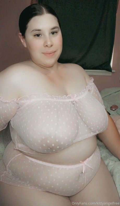 Nacktes geleaktes OnlyFans-Foto von Kittyangelfree