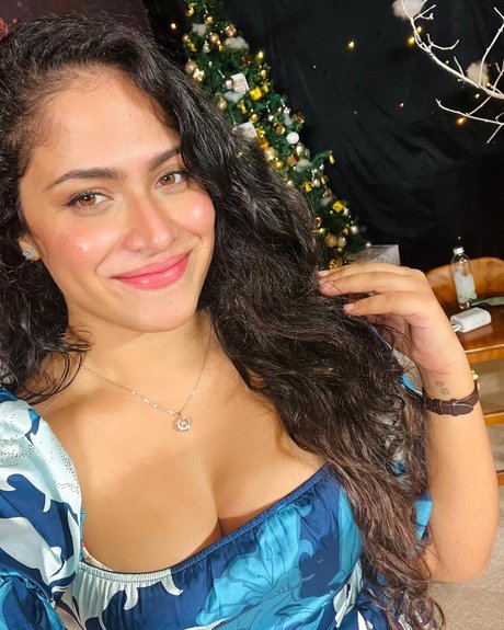 Nacktes geleaktes OnlyFans-Foto von Sandani Fernando
