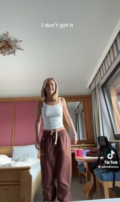 Nacktes geleaktes OnlyFans-Foto von Camel Toes