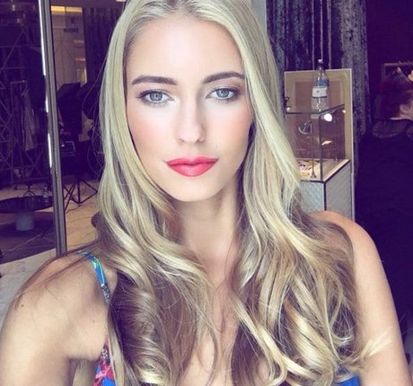 Nacktes geleaktes OnlyFans-Foto von Amy Neville