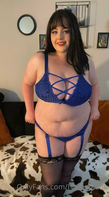 Nacktes geleaktes OnlyFans-Foto von Hoesephine