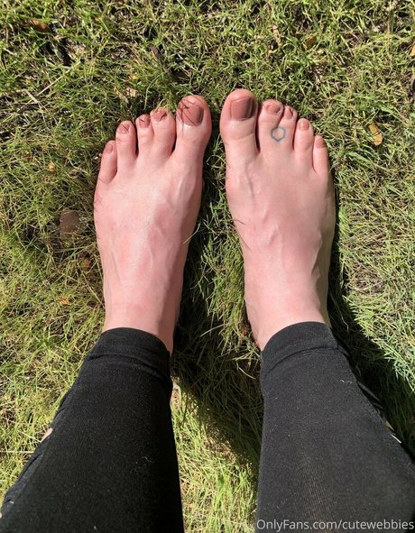 Nacktes geleaktes OnlyFans-Foto von Cutewebbies