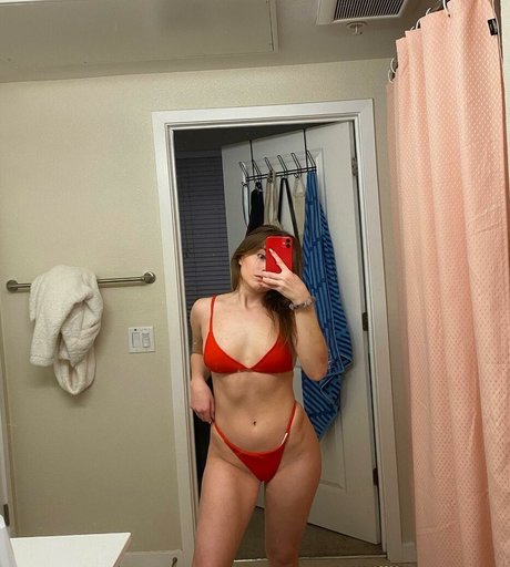 Nacktes geleaktes OnlyFans-Foto von Jacquelyn Pilgrim