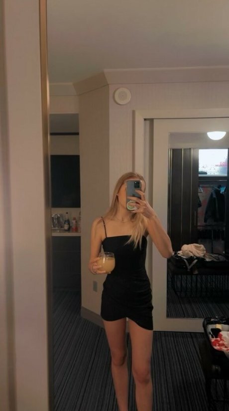 Nacktes geleaktes OnlyFans-Foto von Collegefun04