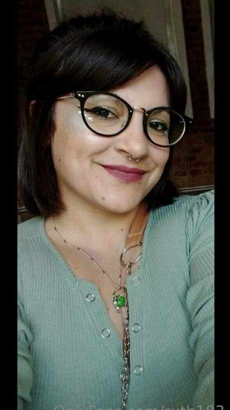 Nacktes geleaktes OnlyFans-Foto von Ruth183