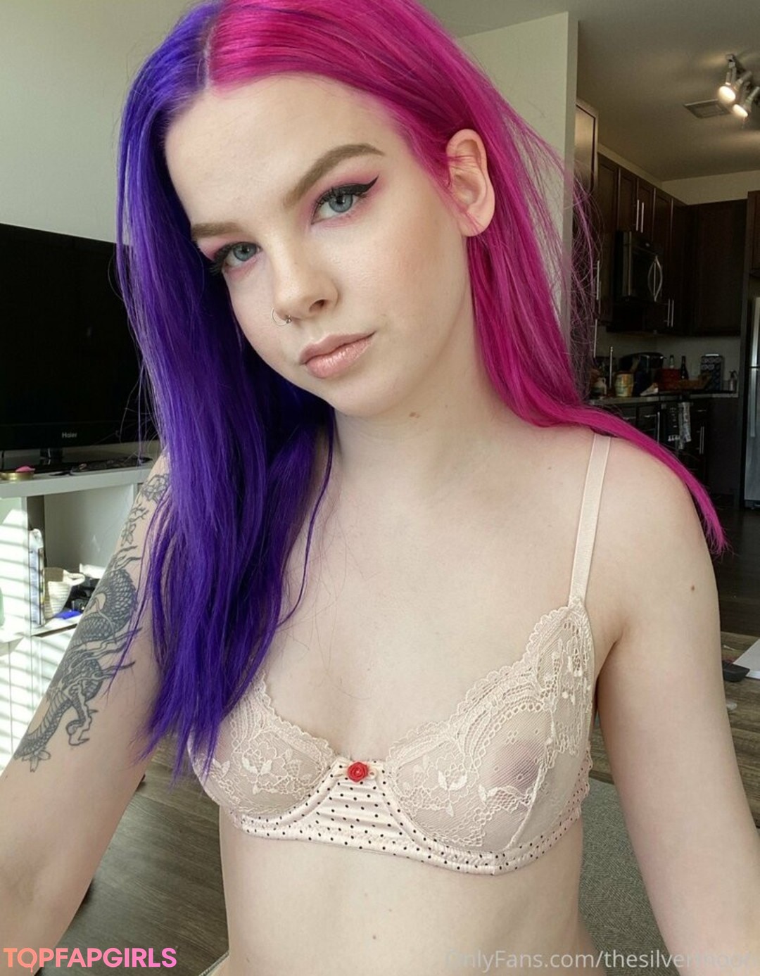 Nacktes geleaktes OnlyFans-Foto von Thesilvermoon #1084