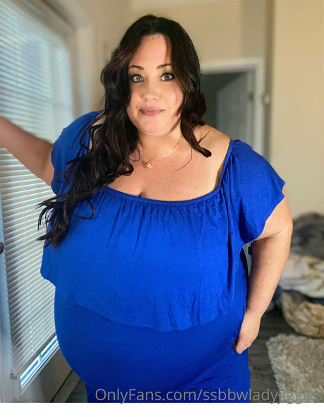 Ssbbwladyjiggles