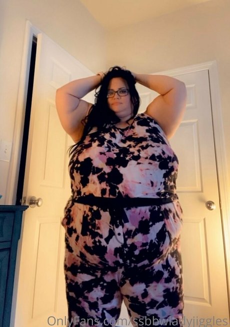 Ssbbwladyjiggles