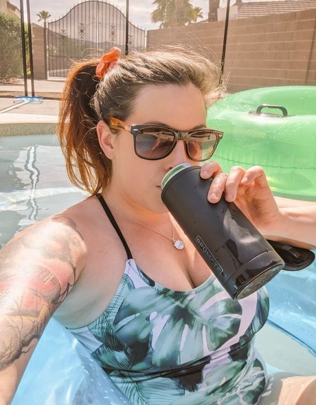 Nacktes geleaktes OnlyFans-Foto von Renee