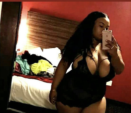 Nacktes geleaktes OnlyFans-Foto von Bree Candace