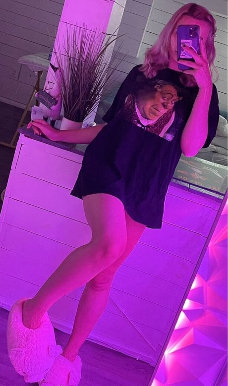 Nacktes geleaktes OnlyFans-Foto von Martina Eliza
