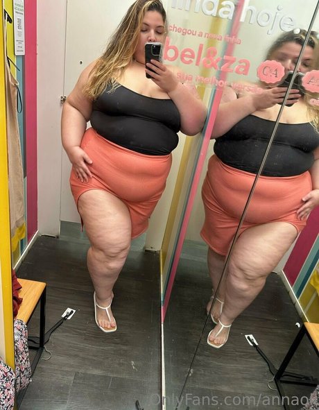 Nacktes geleaktes OnlyFans-Foto von Annaoli