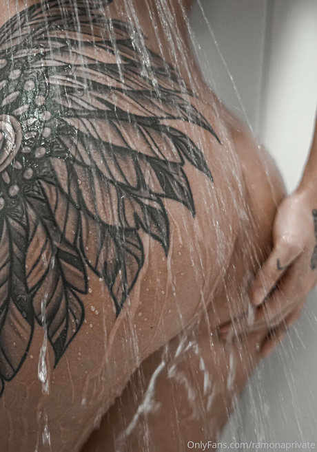 Nacktes geleaktes OnlyFans-Foto von Ramonajst
