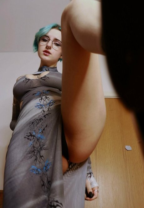 Nacktes geleaktes OnlyFans-Foto von Lyracr0w0vip