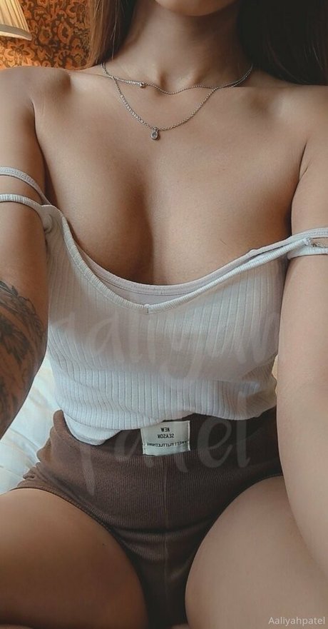 Nacktes geleaktes OnlyFans-Foto von Aaliyahlrose
