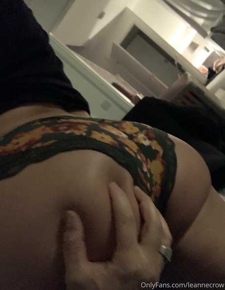 Nacktes geleaktes OnlyFans-Foto von Leannecrow