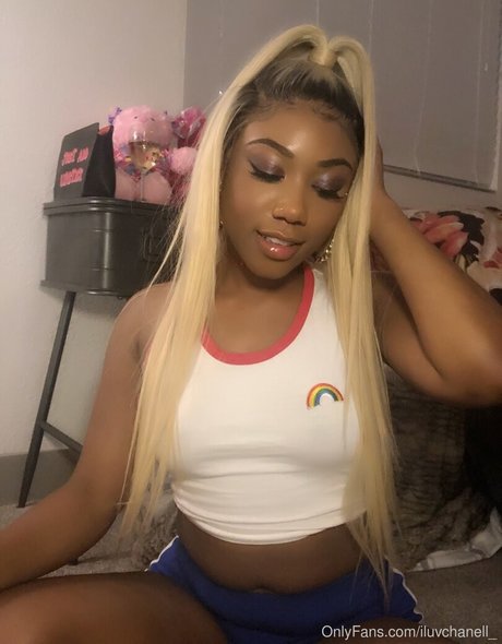 Nacktes geleaktes OnlyFans-Foto von Iluvchanell