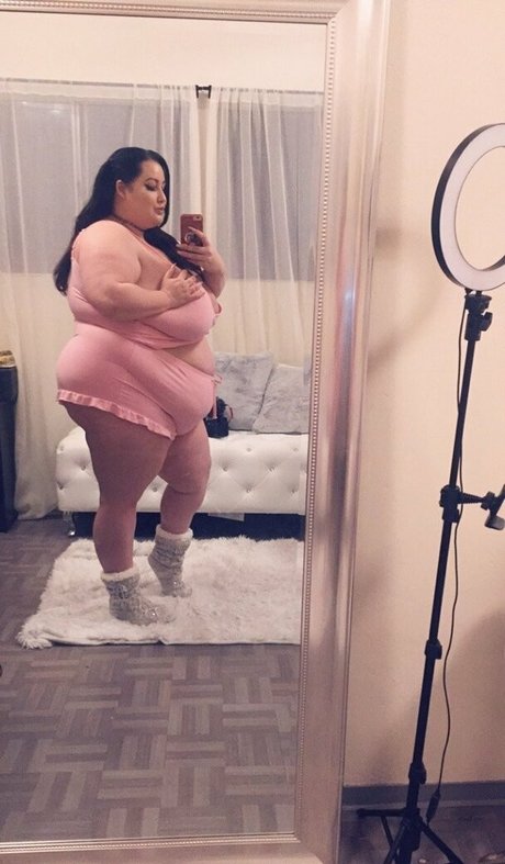 Nacktes geleaktes OnlyFans-Foto von Elizaallure