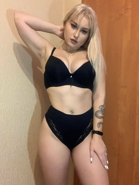 Nacktes geleaktes OnlyFans-Foto von Mariloveefree