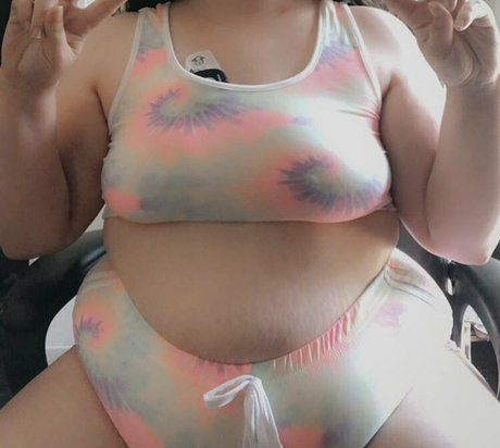 Nacktes geleaktes OnlyFans-Foto von Gluttonoussquid