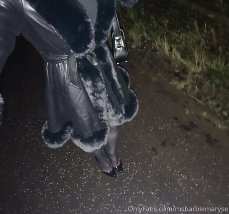 Nacktes geleaktes OnlyFans-Foto von Msbarbiemaryse