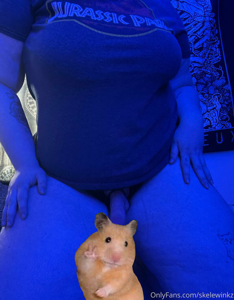 Nacktes geleaktes OnlyFans-Foto von Skelewinkz