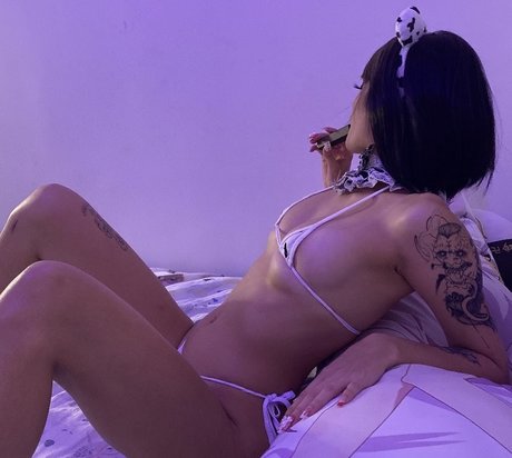 Nacktes geleaktes OnlyFans-Foto von Asttaroth