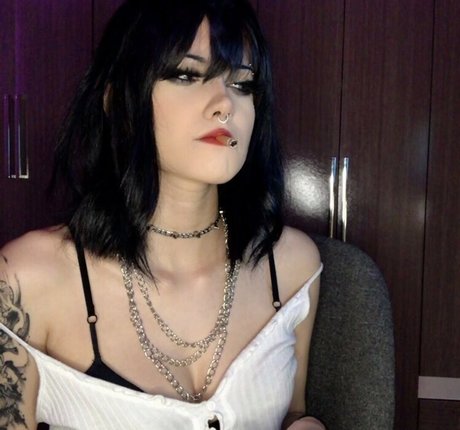 Nacktes geleaktes OnlyFans-Foto von Asttaroth