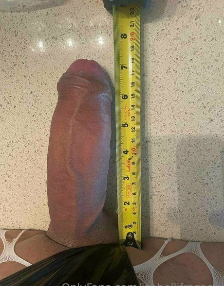 Nacktes geleaktes OnlyFans-Foto von Izabellifrazaoo