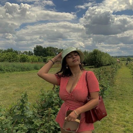 Nacktes geleaktes OnlyFans-Foto von Nada C