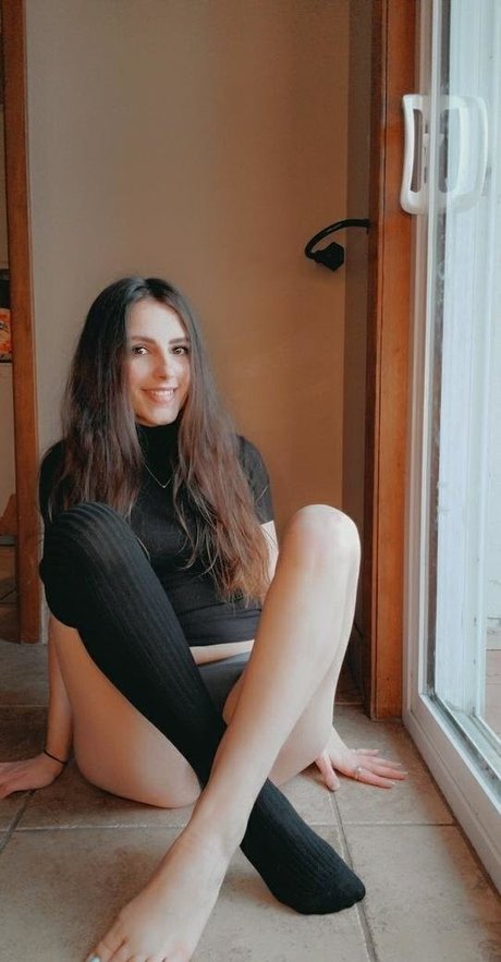 Nacktes geleaktes OnlyFans-Foto von Twoprettyfeet