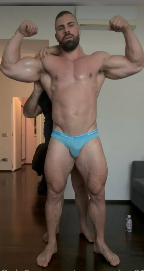 Nacktes geleaktes OnlyFans-Foto von Marcopino91