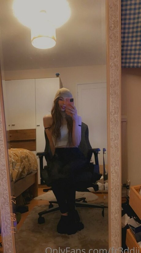 Nacktes geleaktes OnlyFans-Foto von Fr3ddii
