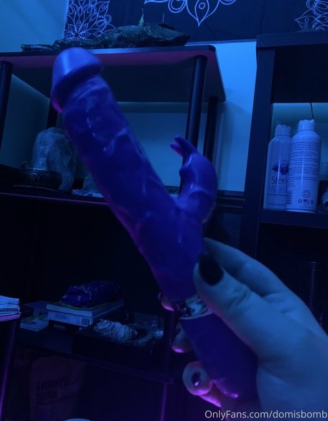Nacktes geleaktes OnlyFans-Foto von Domisbomb