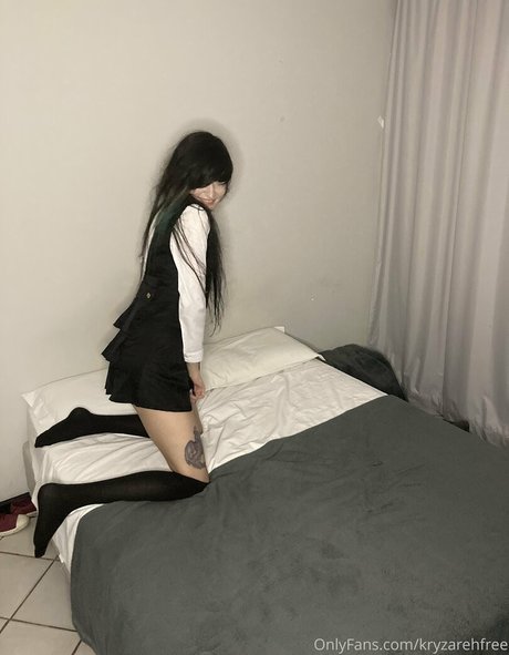 Nacktes geleaktes OnlyFans-Foto von Kryzarehfree