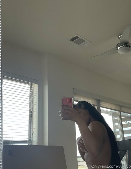 Nacktes geleaktes OnlyFans-Foto von Vvkayb