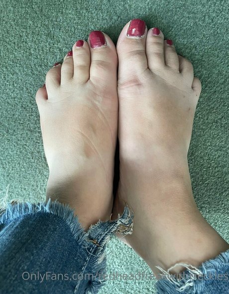 Nacktes geleaktes OnlyFans-Foto von Redheadfreakwithfreckles