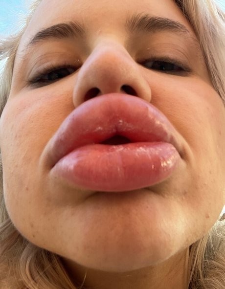 Bimbo_bunny_2000