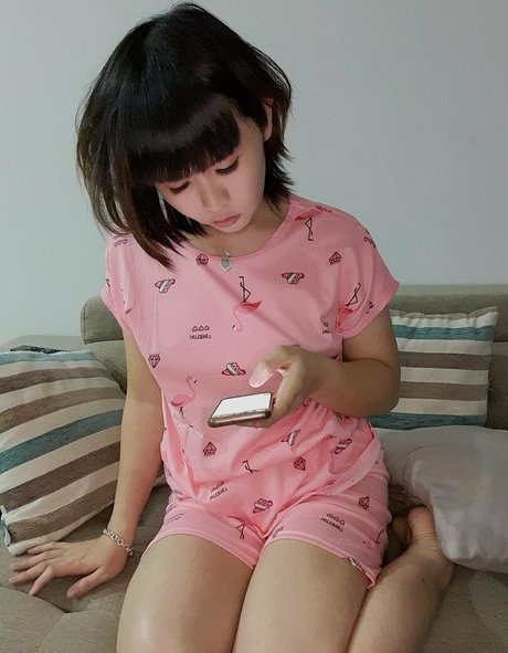 Nacktes geleaktes OnlyFans-Foto von Itsbellaadrianna